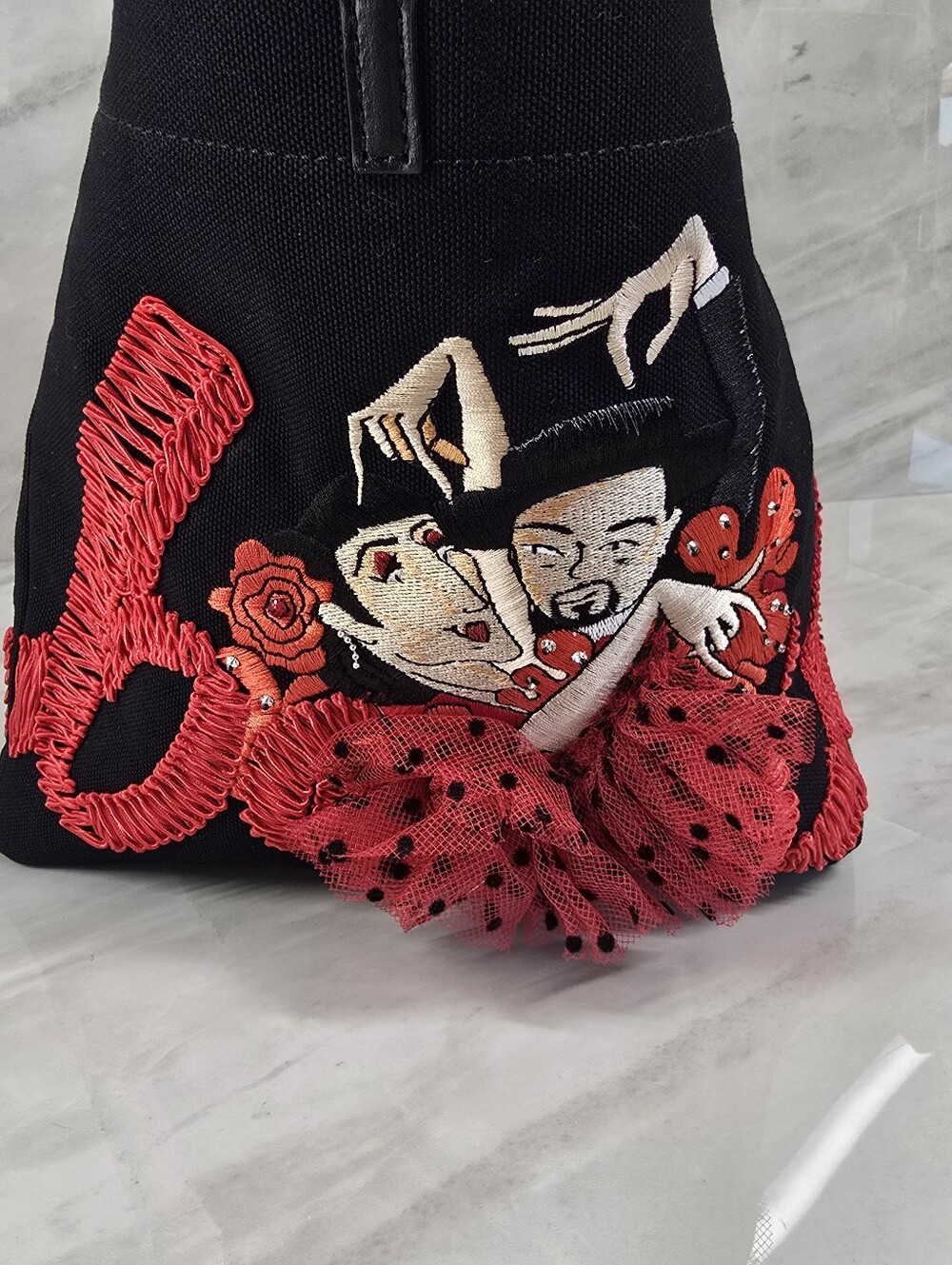 🔥RARE🔥 Christian Louboutin Tote Bag with Red Embroidered Flamenco Motif - Picture 4 of 16